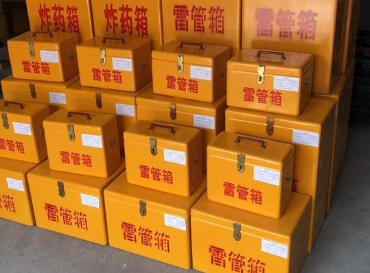 井研玻璃钢雷管箱的使用寿命一般是多少？