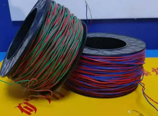 井研放炮线的主要材质有哪些？不同材质的适用场景有何区别？